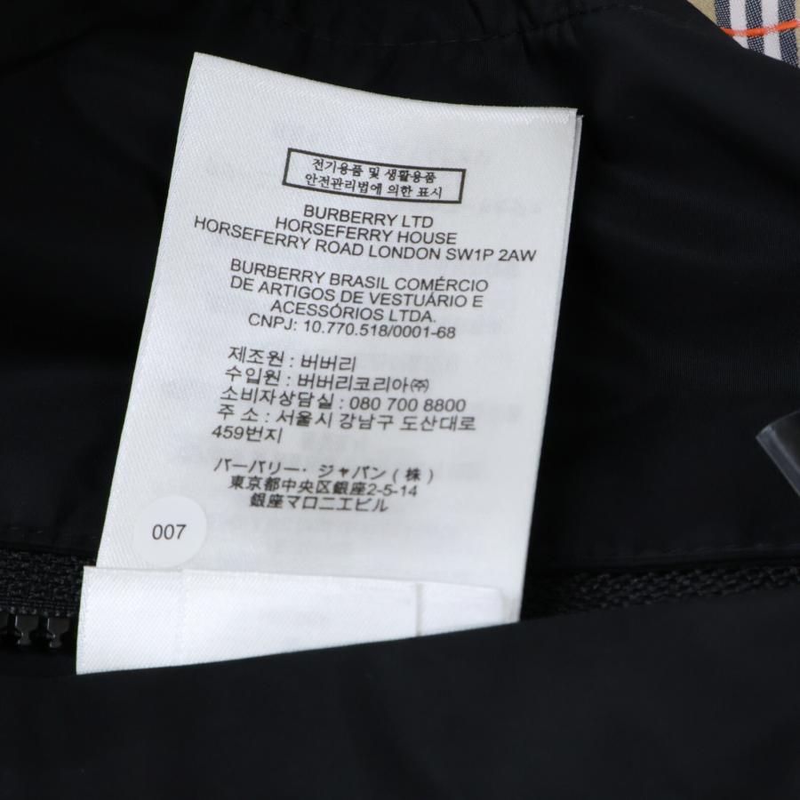 新品/国内正規 BURBERRY バーバリー 8110371 ノヴァチェック リバーシブル フーディジャケット M ブラック/ベージュ メンズの画像