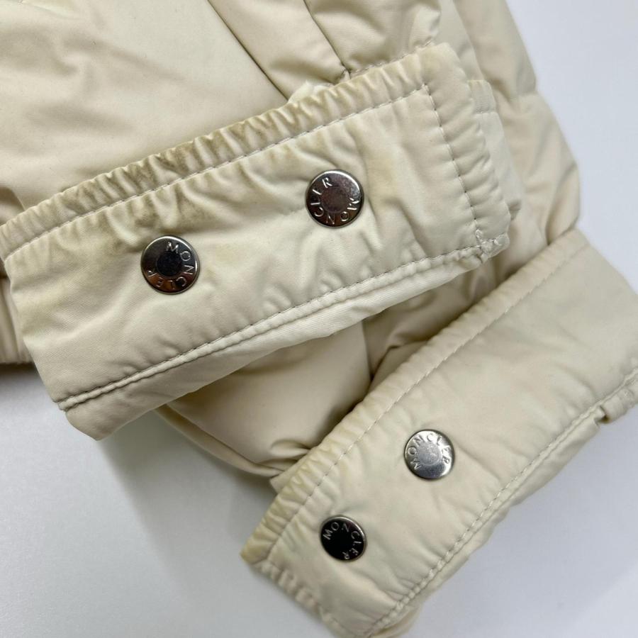 MONCLER（モンクレール） 19年 YERES ホワイト ライトダウンジャケット