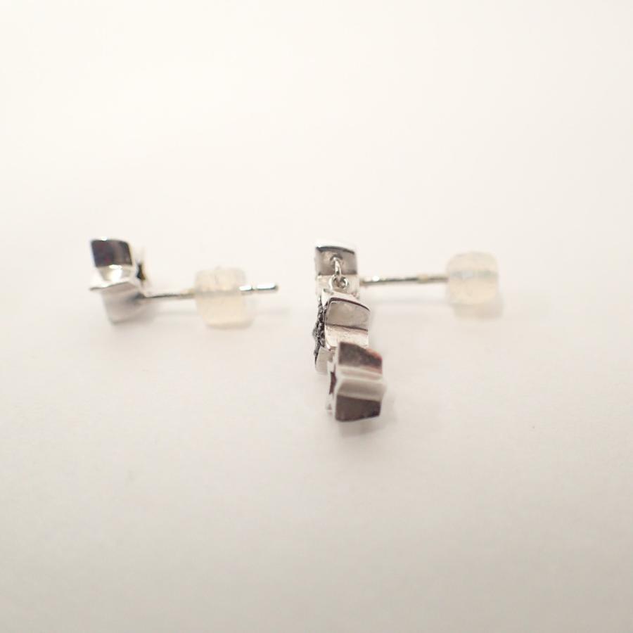 Ponte Vecchio ポンテヴェキオ K18WG ブラックダイヤモンド 0.08ct  