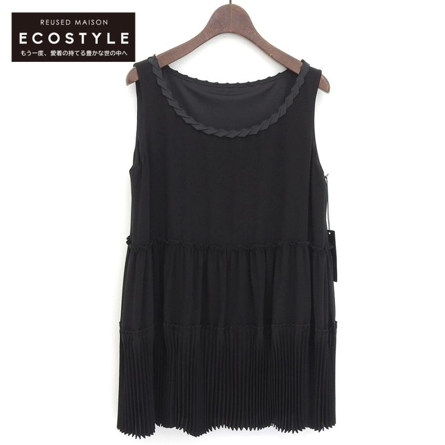 【近年】フォクシーニューヨーク　ワンピース　ノワールユニット　定価72.600円 New Season with FOXEY NEW YORK . 光沢が美しいボレロがワンピースに