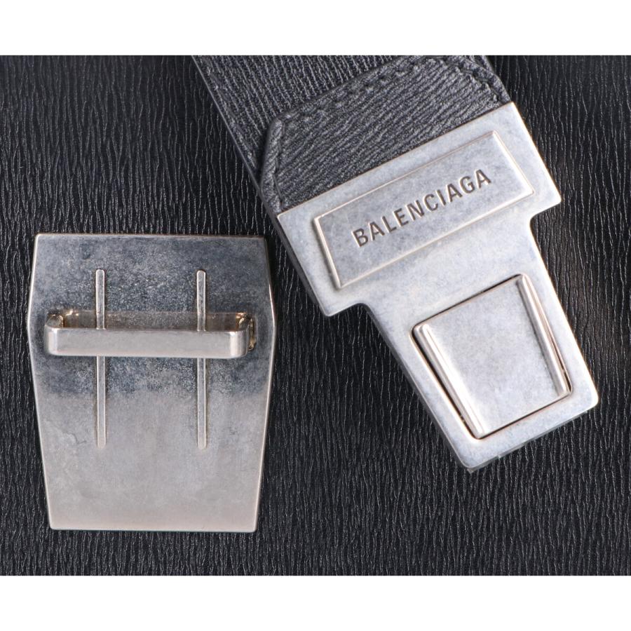 BALENCIAGA（バレンシアガ） 637881 タック レザー ショルダーバッグ