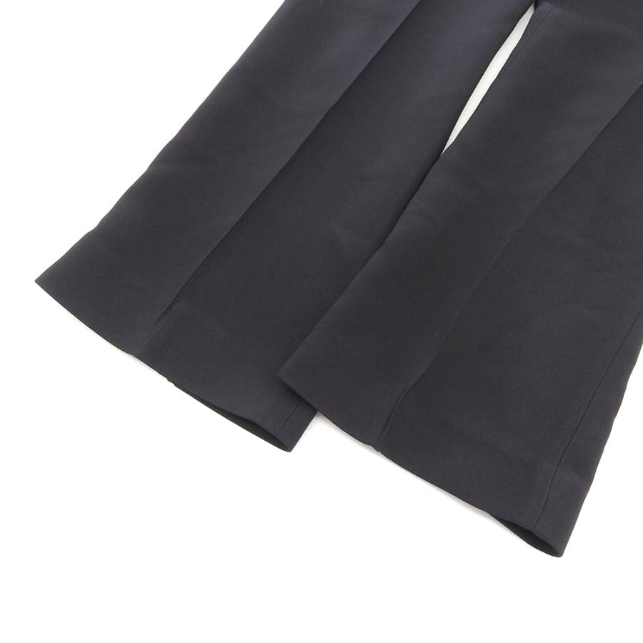 最終値下げ。FENDI ブラック フレアパンツ。38 FENDI（フェンディ） 美品 フレア パンツ ボトムス レディース