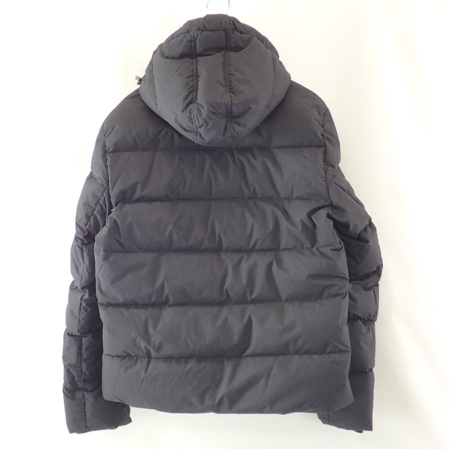 Pyrenex（ピレネックス） ブラック W20P3 SPOUTNIC MAT ダウン