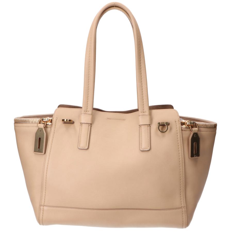 美品 Salvatore Ferragamo サルヴァトーレフェラガモ DY-21-D993 