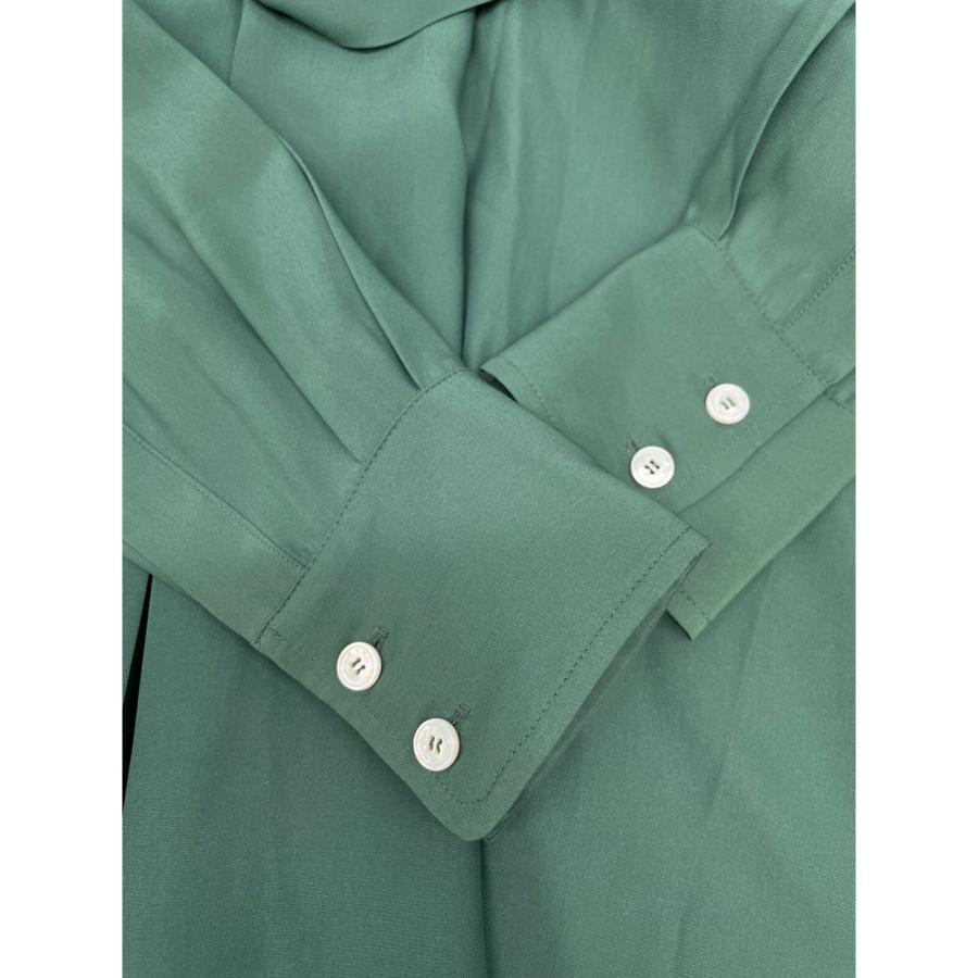 【Kiton】美品！ボウタイシャツ シルクシャツ ブラウス 総柄 グリーン 42 Kiton キートン グリーン シルク ボウタイ シャツブラウス 40 トップス