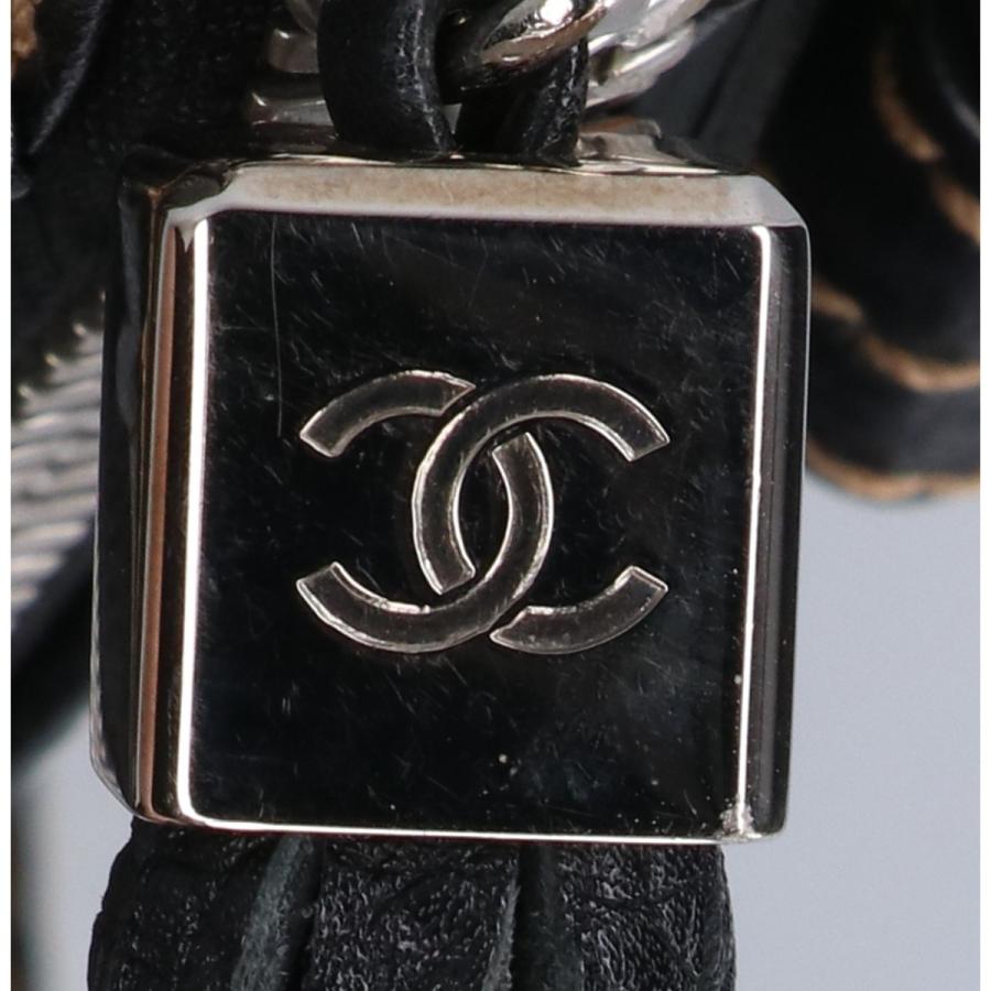 シャネル　フリンジレザーハンドバック CHANEL シャネル フリンジ ロゴ レザー ハンドバッグ ブラック