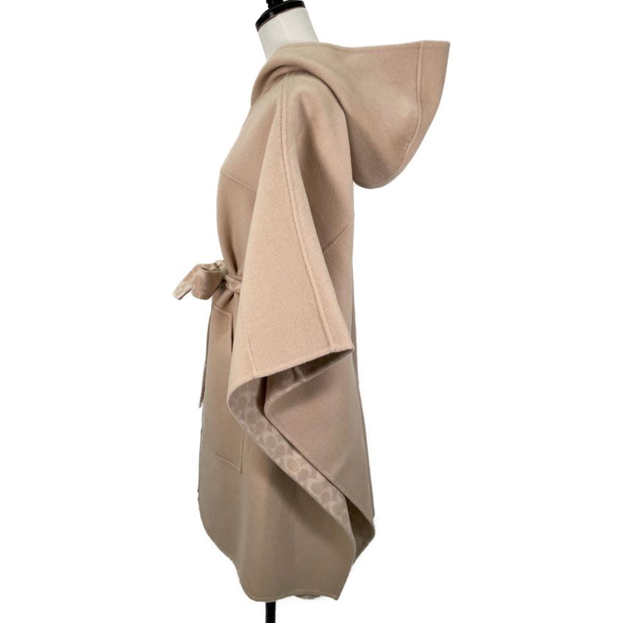 美品✨️コーチ　ダブルフェイスシグネチャー ウール ケープ　ベルテッド　総柄 極美品❤️COACH コーチ ダブルフェイスウールケープ ポンチョ