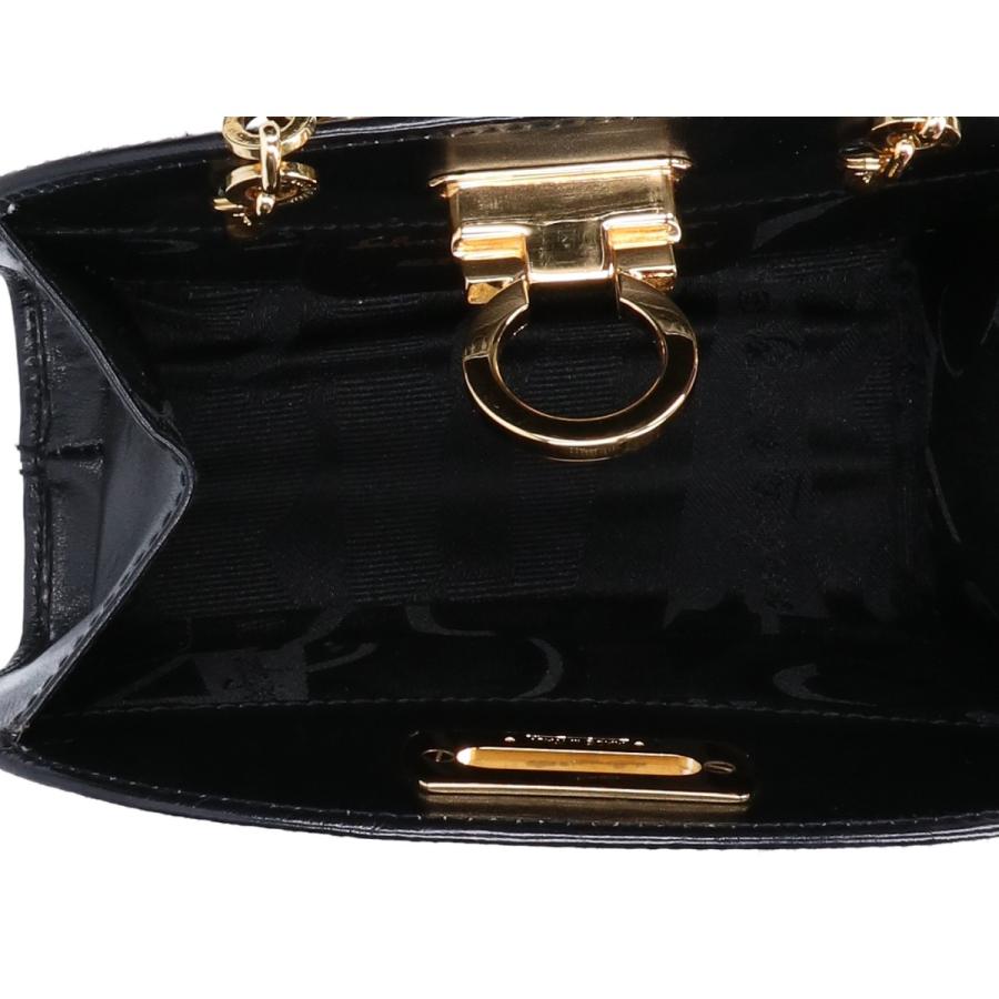 Salvatore Ferragamo サルヴァトーレフェラガモ AQ216150 Salvatore Ferragamo サルヴァトーレフェラガモ AQ216150
