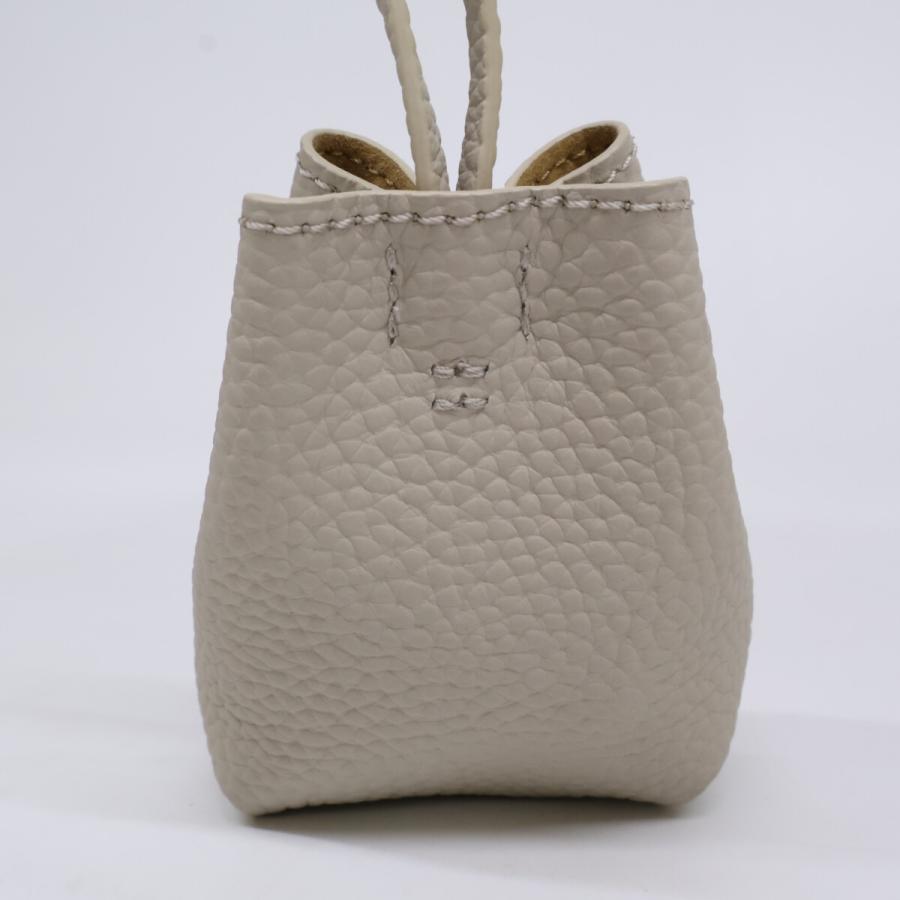 【未使用】ヴァジックVasic ボンドミニレザー　 ショルダーバッグ　アイボリー VASIC*ヴァジック BOND MINI ボンド ミニ レザー バッグ 激レア