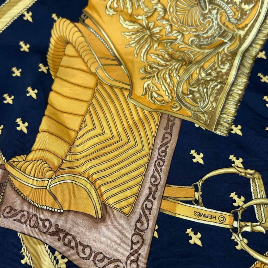 HERMES エルメス SELLES A HOUSSE カバーへの腰かけ シルク カレ90 
