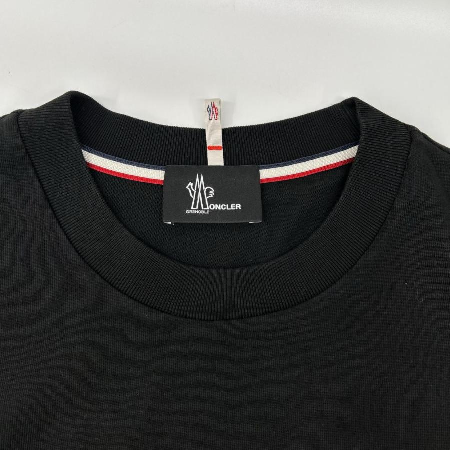 MONCLER（モンクレール） 22年 ブラック ラバーロゴ T-SHIRT MANICA