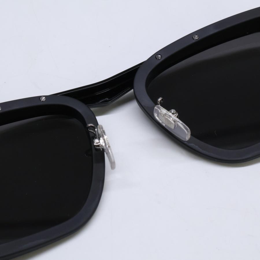 LOUIS VUITTON（ルイ・ヴィトン） Z2696U LV フライト メタル スクエア