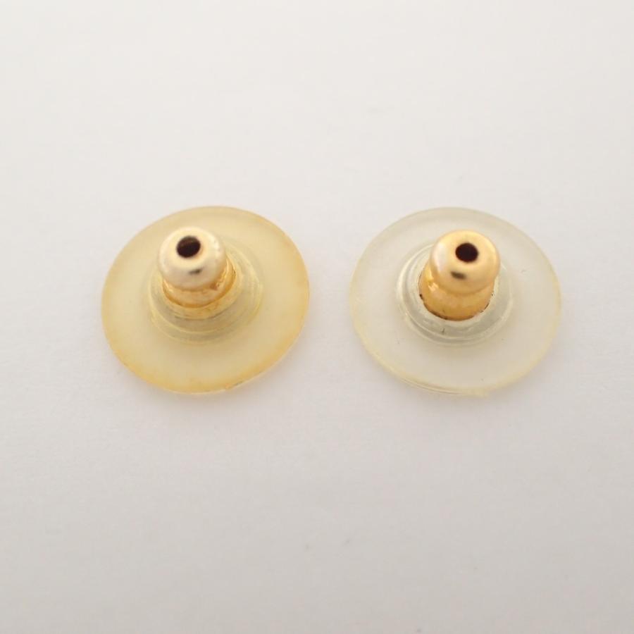 CHANEL（シャネル） 01A カメリア シェル ピアス ホワイト/ゴールド
