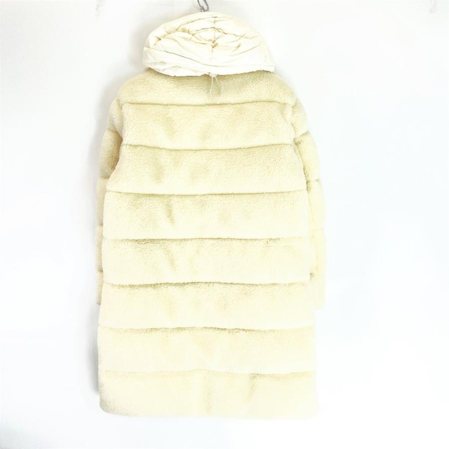 MONCLER モンクレール 22年 ホワイト CHARAMILLON ボアダウン MONCLER モンクレール 22年 ホワイト CHARAMILLON ボアダウン