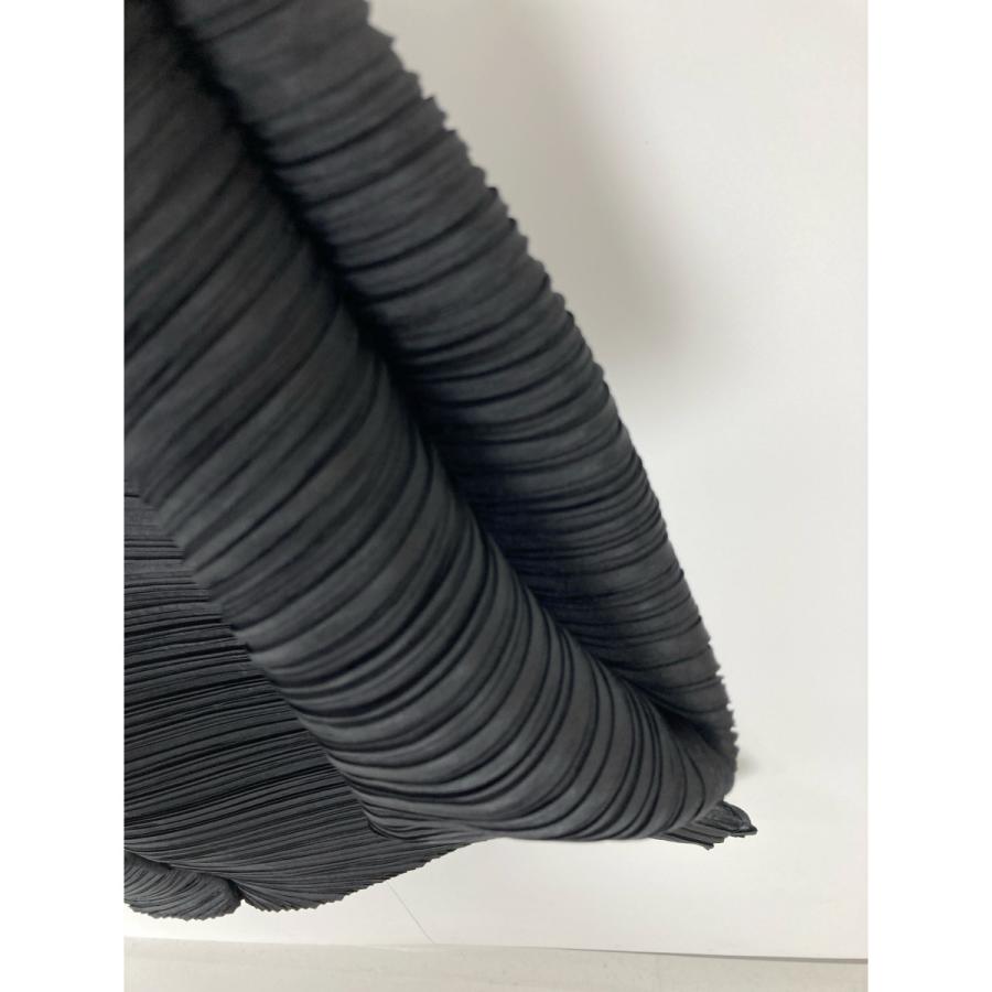ISSEY MIYAKE イッセイミヤケ ブラック プリーツ ロングワンピース