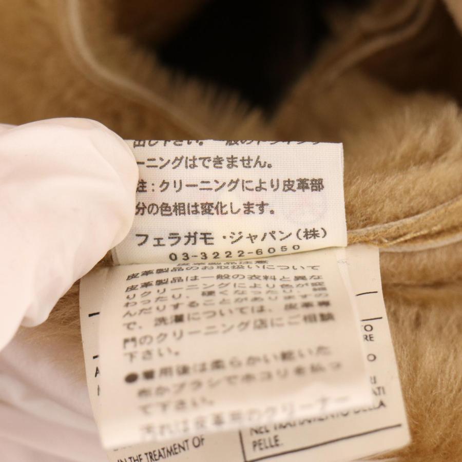 Salvatore Ferragamo サルヴァトーレフェラガモ ベージュ 裏地ボア
