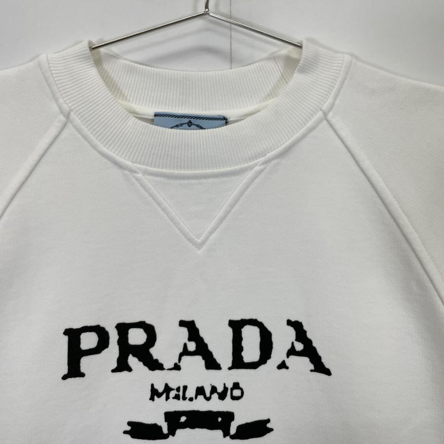 PRADA（プラダ） 21AW ホワイト オーバーサイズ ロゴプリントクルー