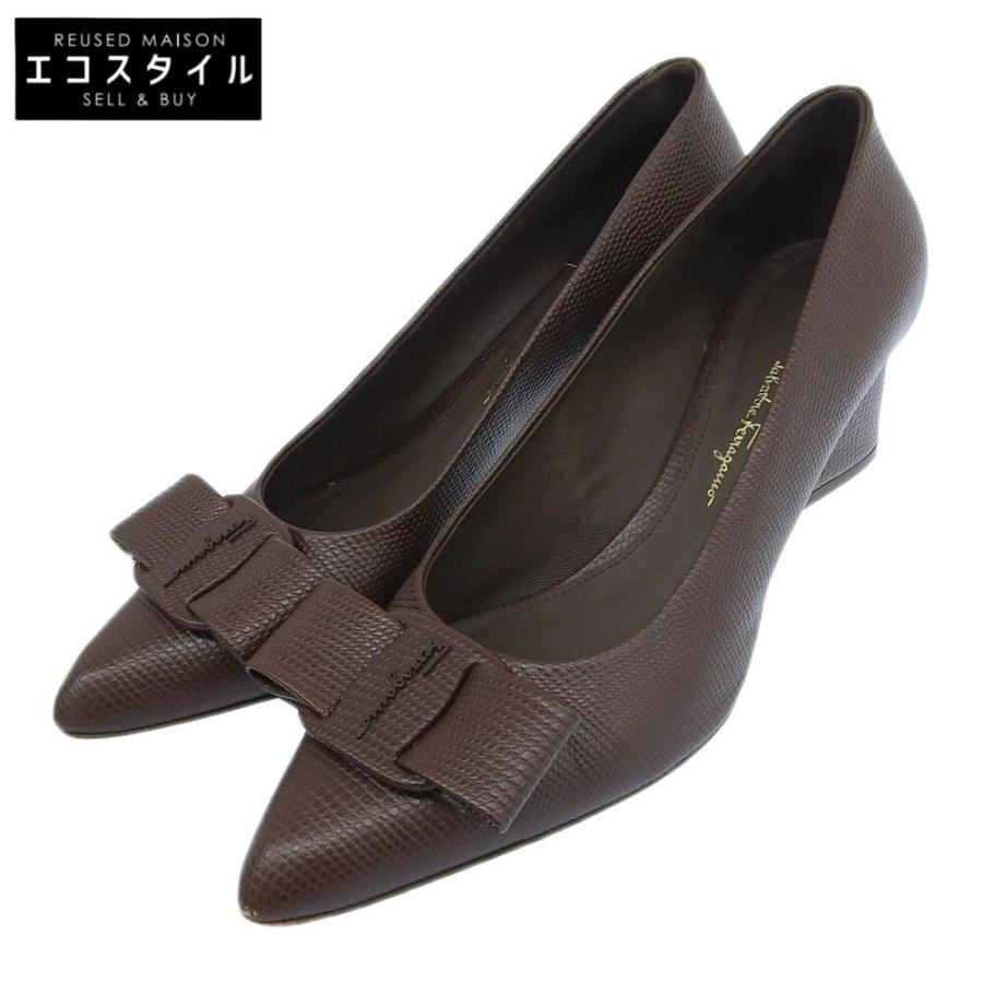 Salvatore Ferragamo サルヴァトーレフェラガモ ヴァラリボン チャン  