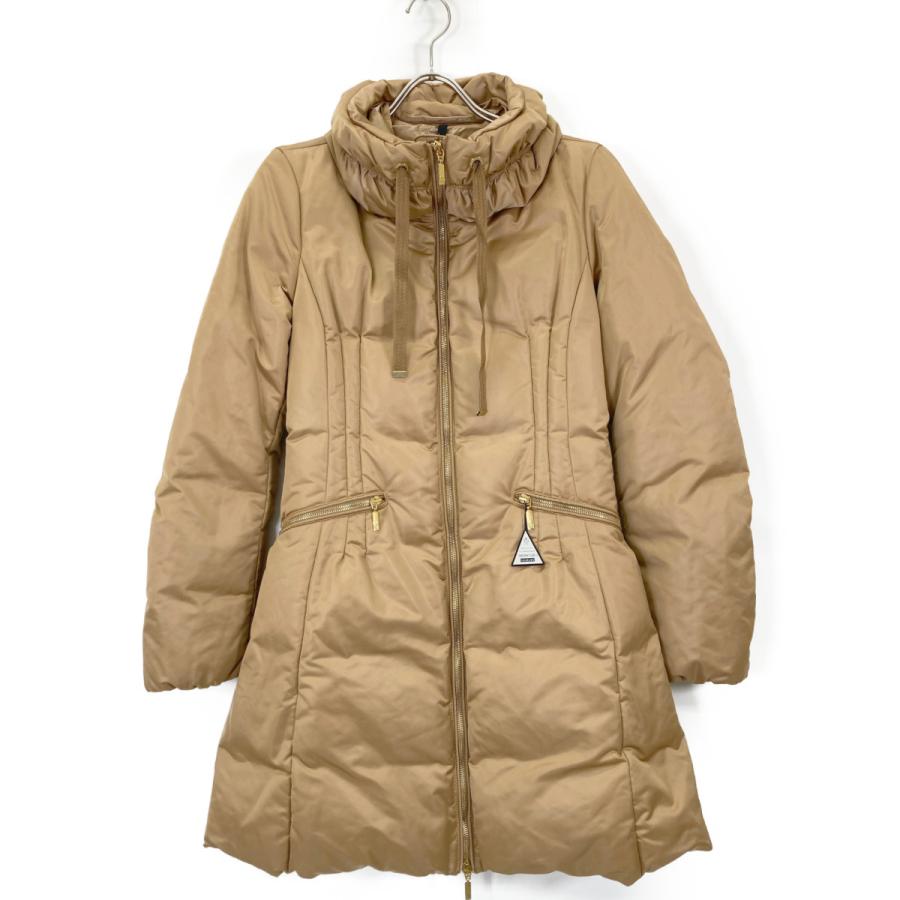 MONCLER（モンクレール） 49385 NIMES ベージュ ダウンコート