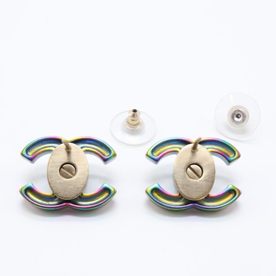 CHANEL（シャネル） 美品 B18C ターンロック CCココマーク