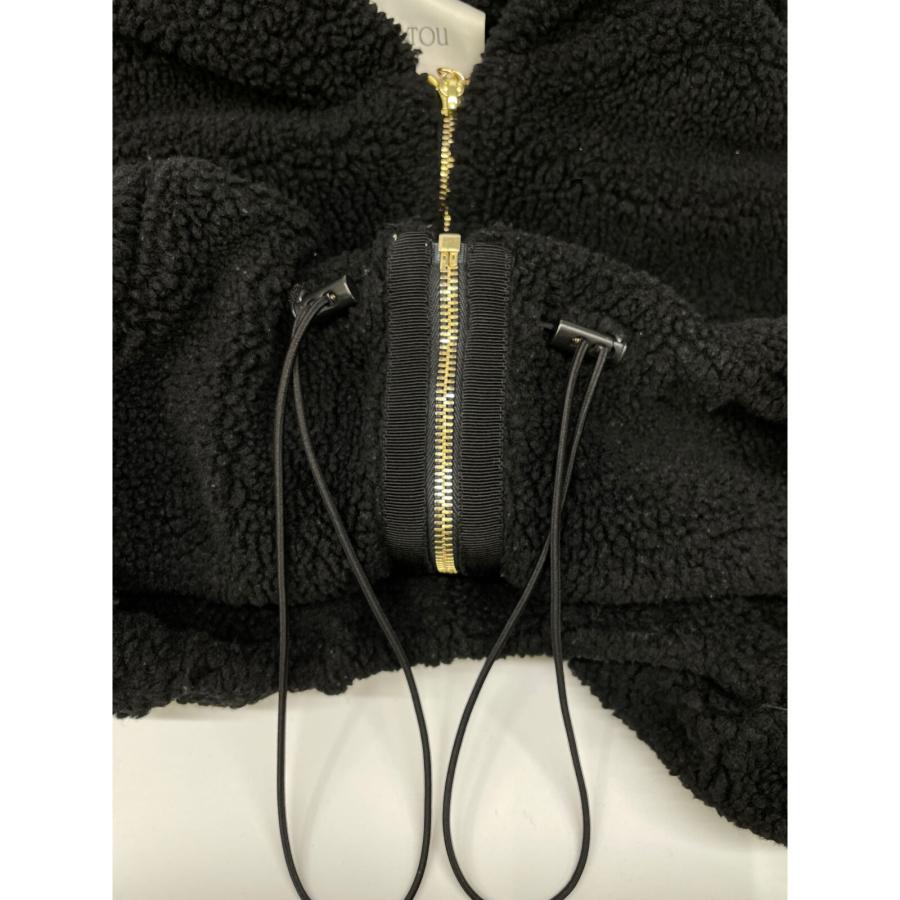 PATOU パトゥ ブラック クロップドボアパーカー 22AーJE056ー9984 36