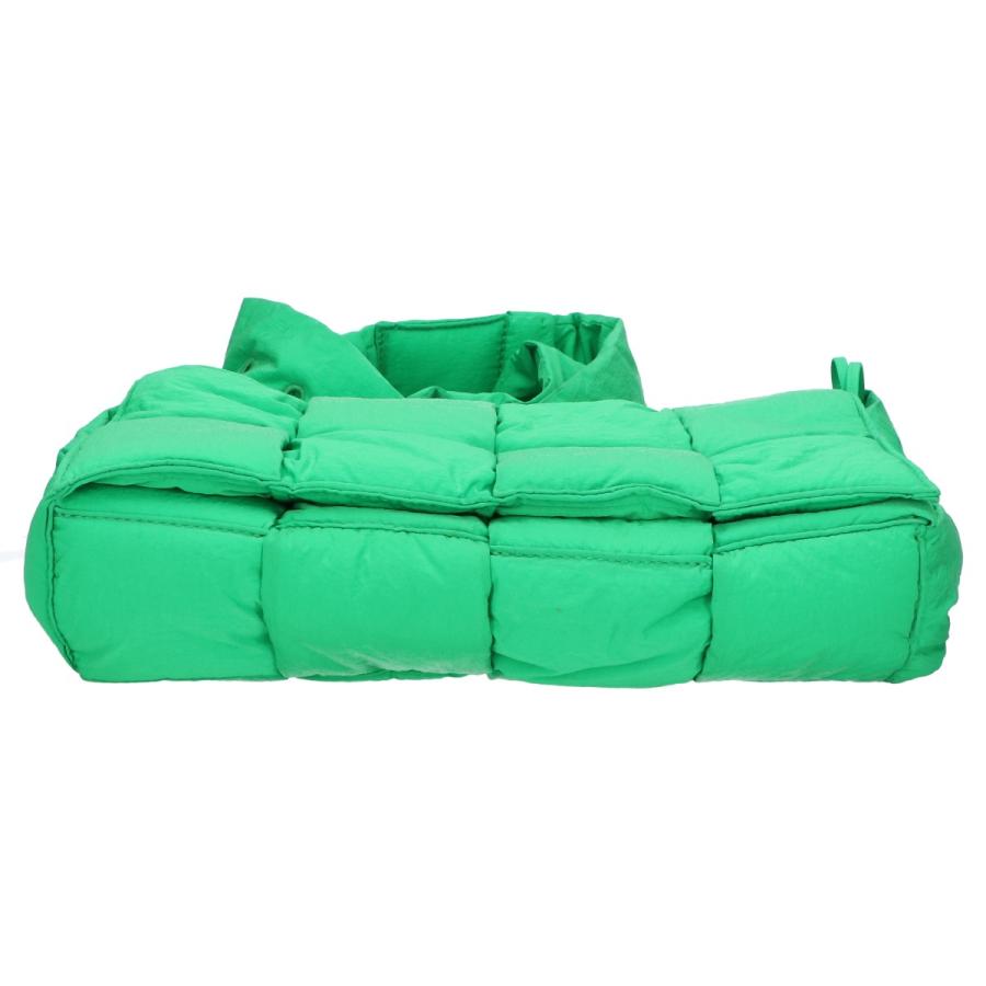 美品 BOTTEGA VENETA ボッテガヴェネタ パデッドテックカセット マキシ