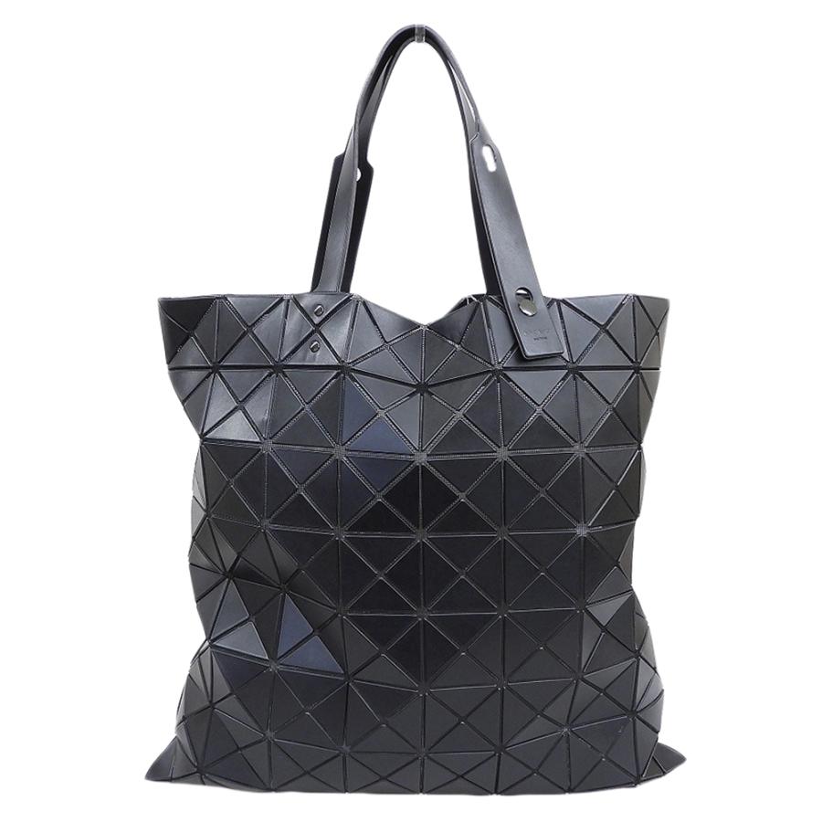 BAO ISSEY MIYAKE バオバオイッセイミヤケ Lucent Matte Tote 8X8