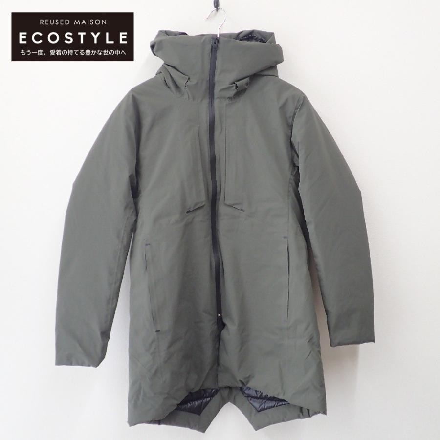 【美品】ATTACHMENT ダウンプルオーバーアウター グレー サイズ2 美品】ATTACHMENT ダウンプルオーバーアウター グレー サイズ2