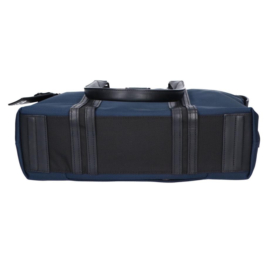 TUMI 美品 トゥミ 68416NYDE JARVIS イースト・ウエスト トート TUMI 美品 トゥミ 68416NYDE JARVIS イースト・ウエスト トート