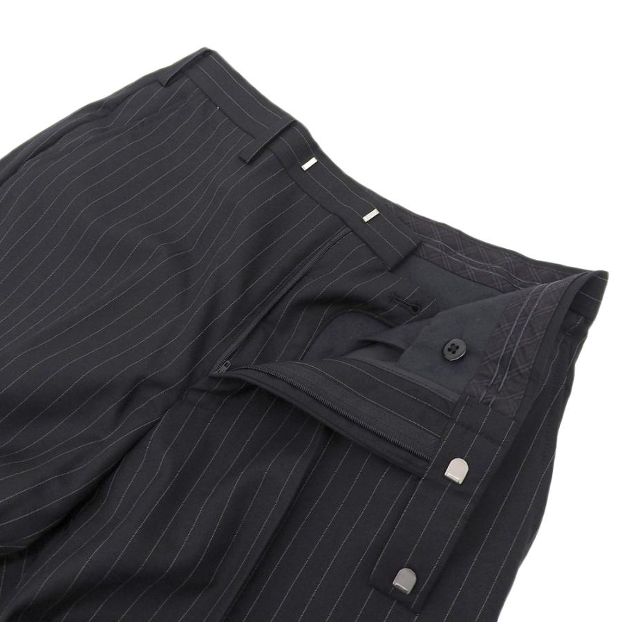 BURBERRY BLACK LABEL（バーバリーブラックレーベル） ピンストライプ