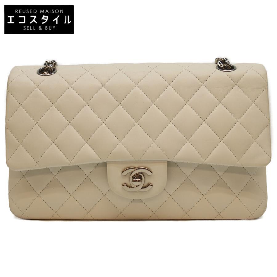 CHANEL（シャネル） 11番 A01112 白 ラム シルバー金具 Wフラップ