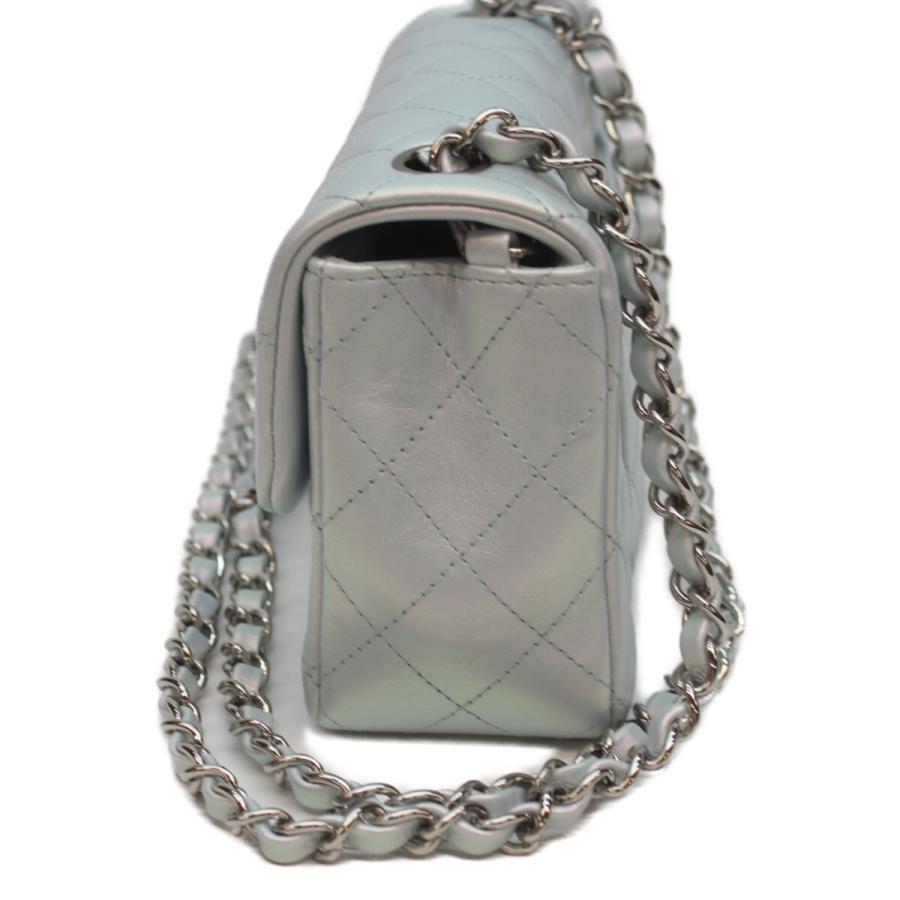 CHANEL（シャネル） A69900 メタリックシルバー シルバー金具