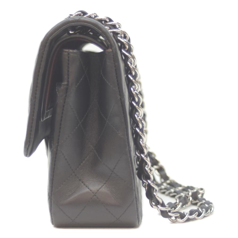 CHANEL（シャネル） A01112 21番 黒 ラム シルバー金具 Wフラップ