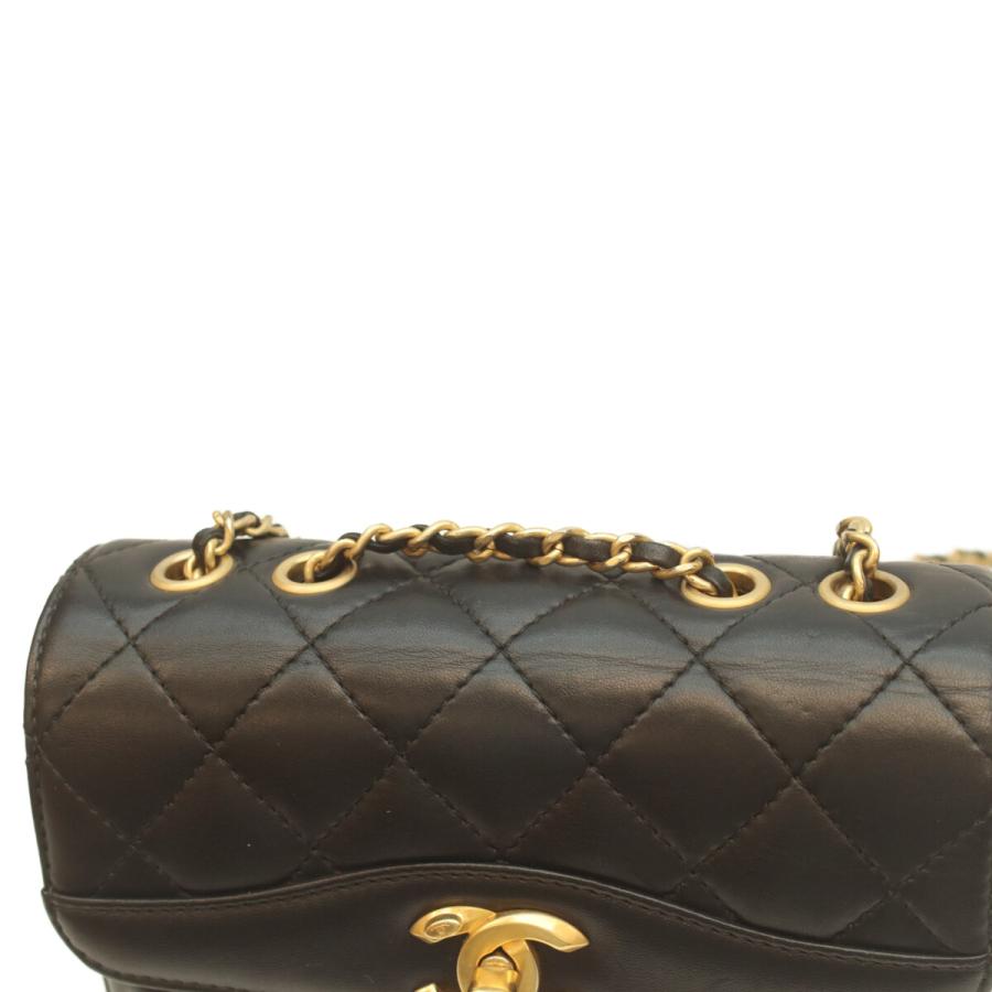 CHANEL（シャネル） 24番 黒 ゴールド金具 ココヴィンテージフラップ