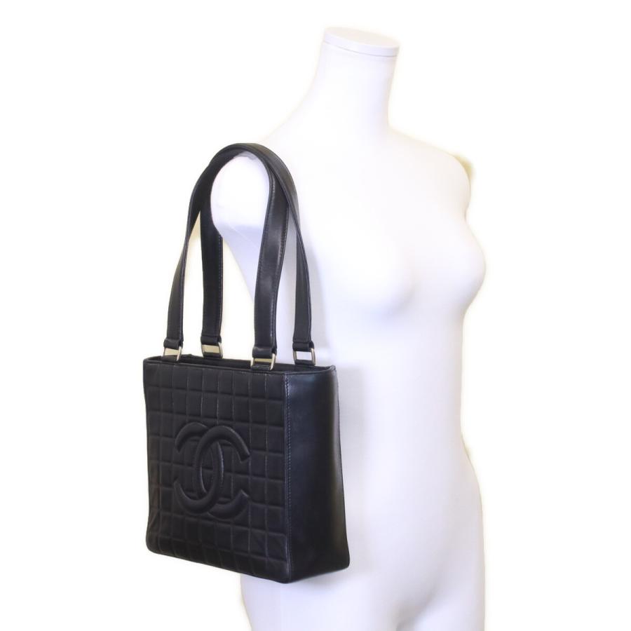 CHANEL（シャネル） A17809 黒 ラムスキン ゴールド金具 チョコバー 