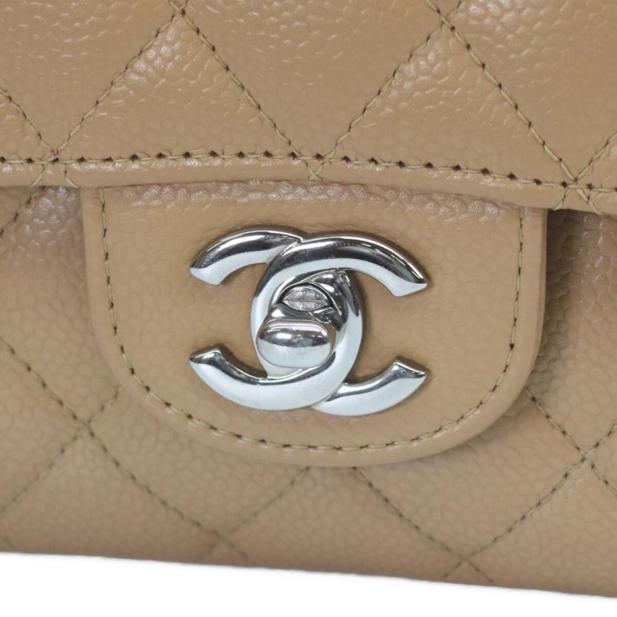 CHANEL（シャネル） A01112 ベージュ キャビア シルバー金具