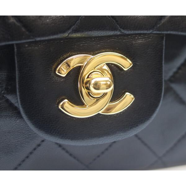 CHANEL（シャネル） A01113 黒ラム ゴールド金具 Wフラップ マトラッセ