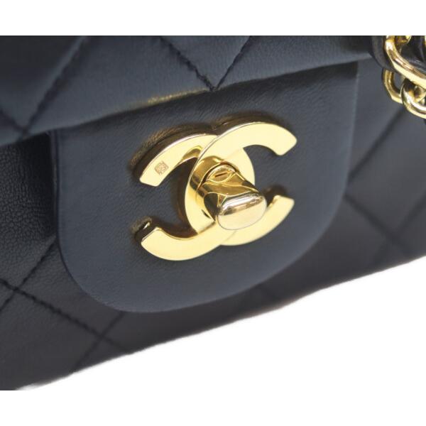CHANEL（シャネル） A01112 黒ラム ゴールド金具 Wフラップ マトラッセ 