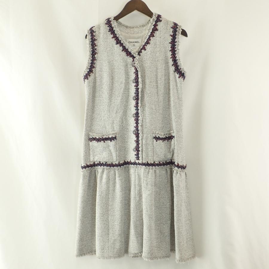 CHANEL 美品/国内正規 シャネル 08P P32854V22994 ココマーク CHANEL 美品/国内正規 シャネル 08P P32854V22994 ココマーク
