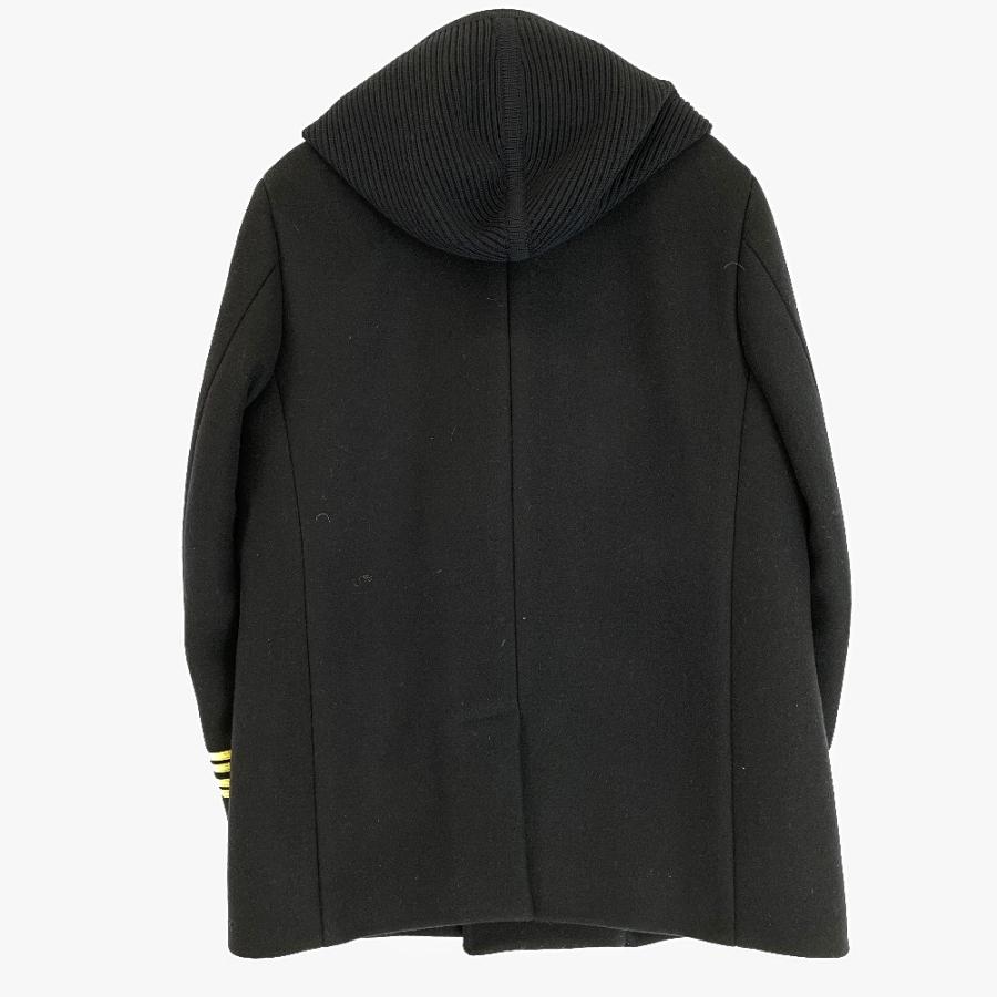 GUCCI グッチ 美品 480511 ウール BEEボタン フード付 ピー GUCCI グッチ 美品 480511 ウール BEEボタン フード付 ピー