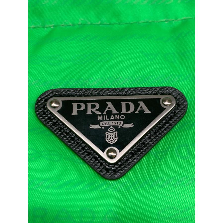 PRADA グリーンダウンベスト ミィ PRADA（プラダ）ダウンジャケット/ダウンベスト カーキ サイズ:38(S位