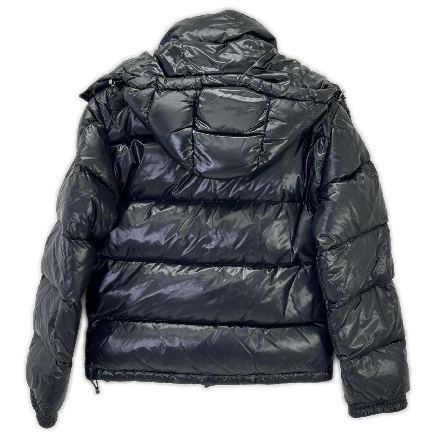 MONCLER（モンクレール） K2 ブラック フロントロゴ ダウンジャケット