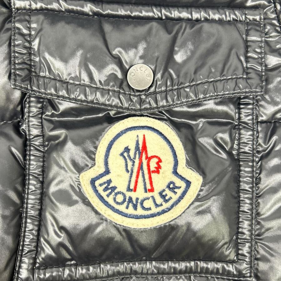 MONCLER（モンクレール） K2 ブラック フロントロゴ ダウンジャケット