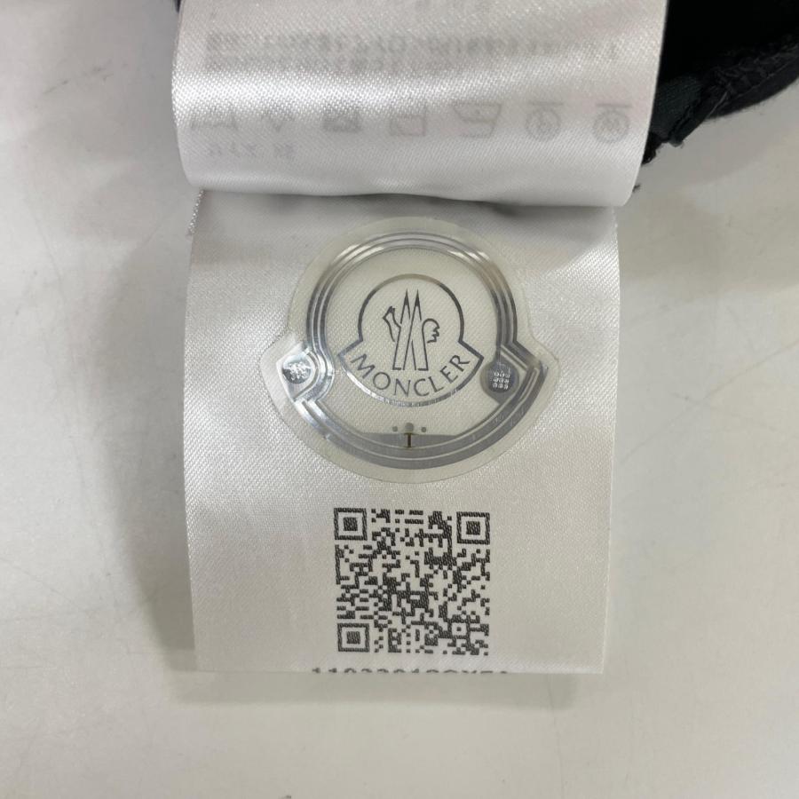 MONCLER（モンクレール） 22年 MAGLIA MANICHE CORTE ブラックTシャツ