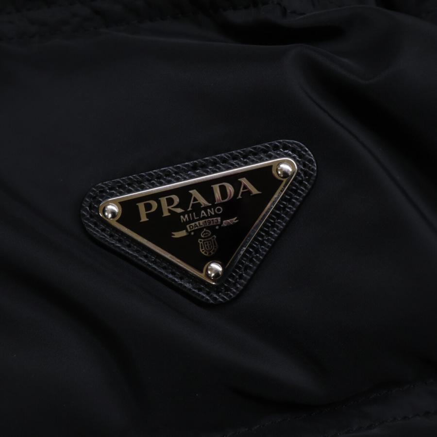PRADA（プラダ） 美品/国内正規 SGH070 トライアングルロゴ フード付