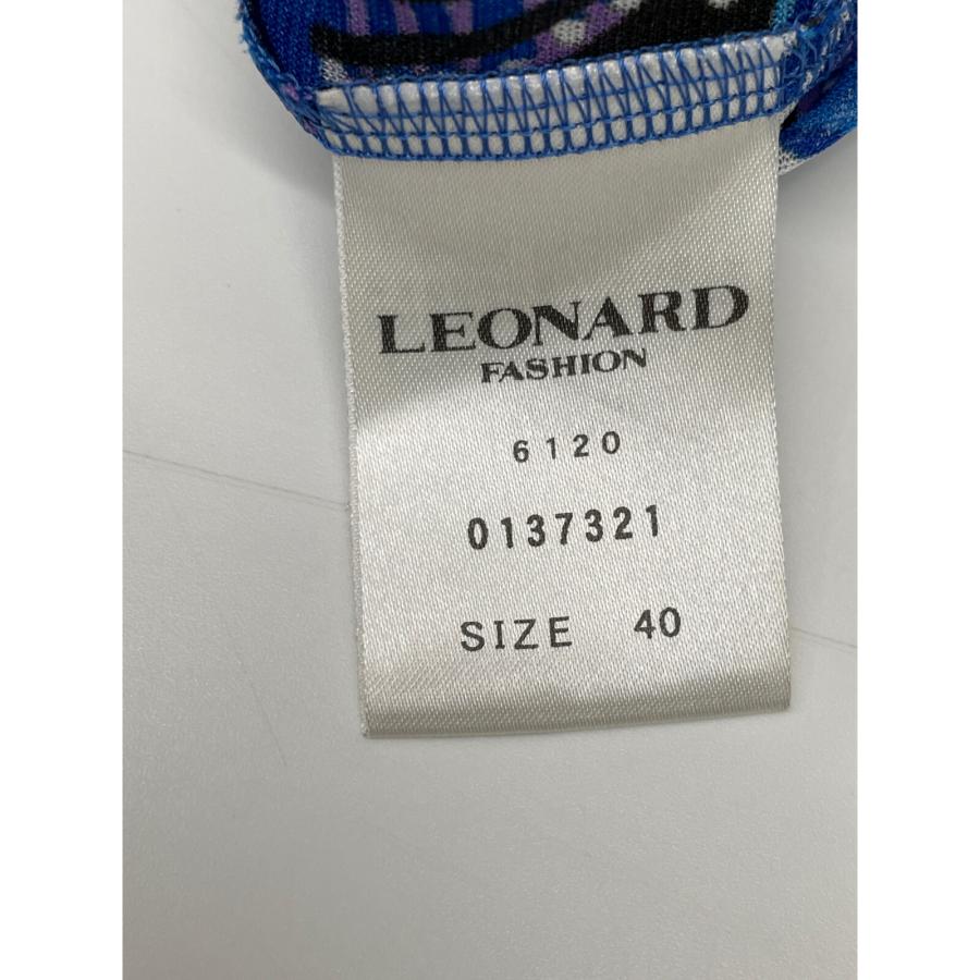 LEONARD レオナール カンカン素材 ブルー 半袖トップス 40 LEONARD レオナール カンカン素材 ブルー 半袖トップス 40