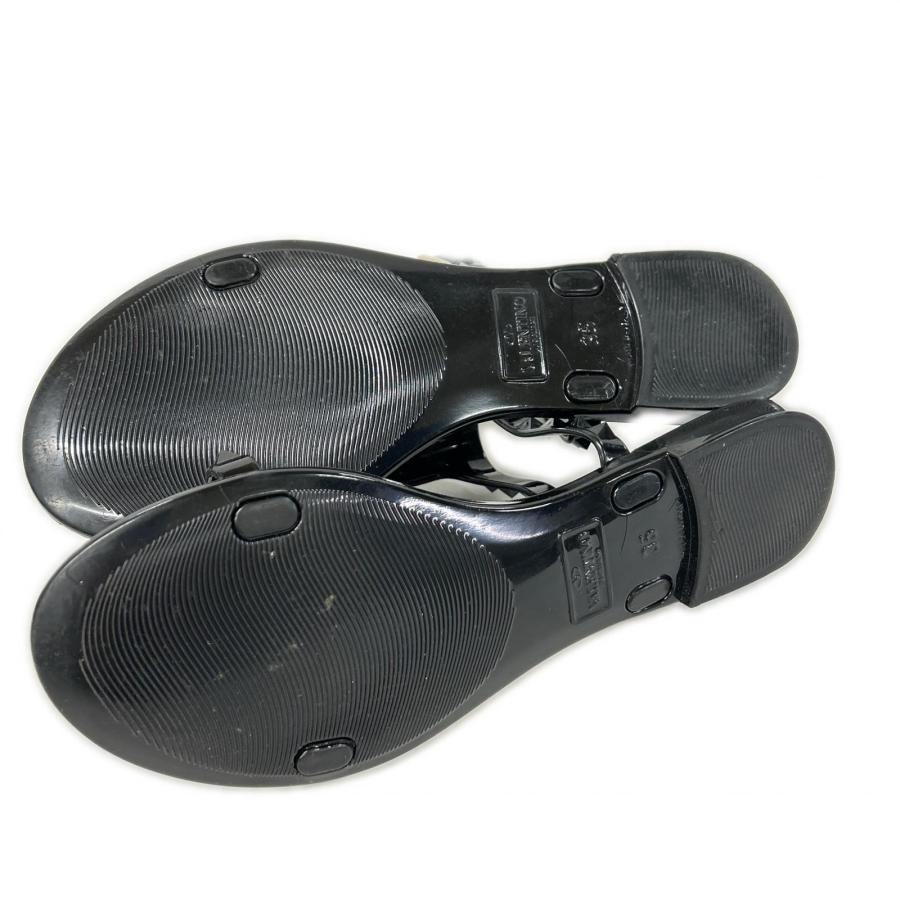 美品 Valentino Garavani ヴァレンティノガラヴァーニ GWS00549 APVP01 ロックスタッズ ストラップ フラット サンダル 35 レディース