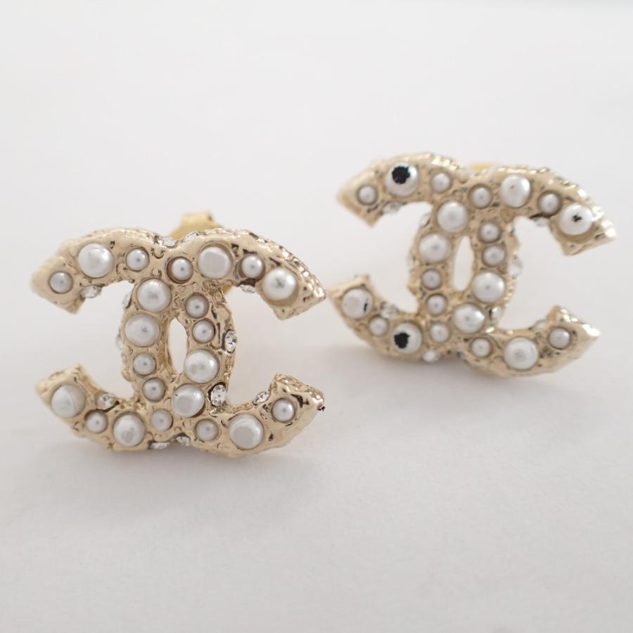 CHANEL シャネル E16V ココマーク フェイクパール ライン CHANEL シャネル E16V ココマーク フェイクパール ライン