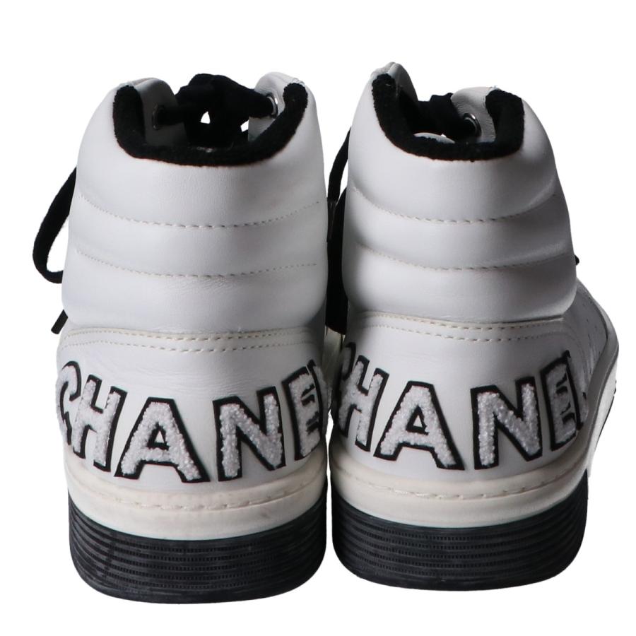 CHANEL 美品/ シャネル G35939 バックロゴ カーフスキン CHANEL 美品/ シャネル G35939 バックロゴ カーフスキン