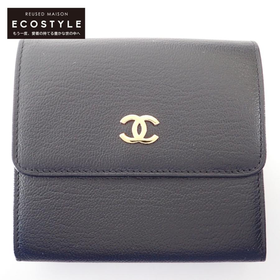 ！美品！　CHANEL シャネル　折り財布　レザー　ココマーク CHANEL（シャネル） 美品 8番台 CCココマーク レザー コンパクト